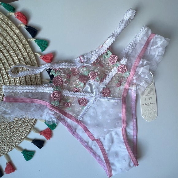 For Love And Lemons Pointelle Roses Panty Pink/White Small NEW - Picture 4 of 9